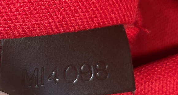 Louis Vuitton Thames Handbag Damier Gm #225762L11B